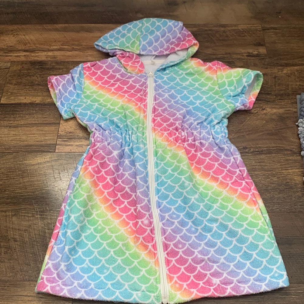 Girls Zip Up Hood Swim Coverup Size 6